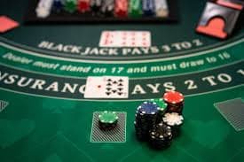 Macau Pools game library interface on indo platform showing slot game tiles